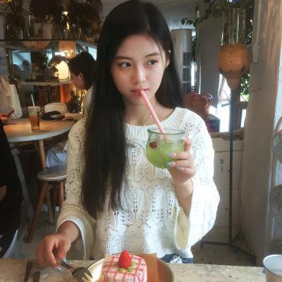 校草是女生